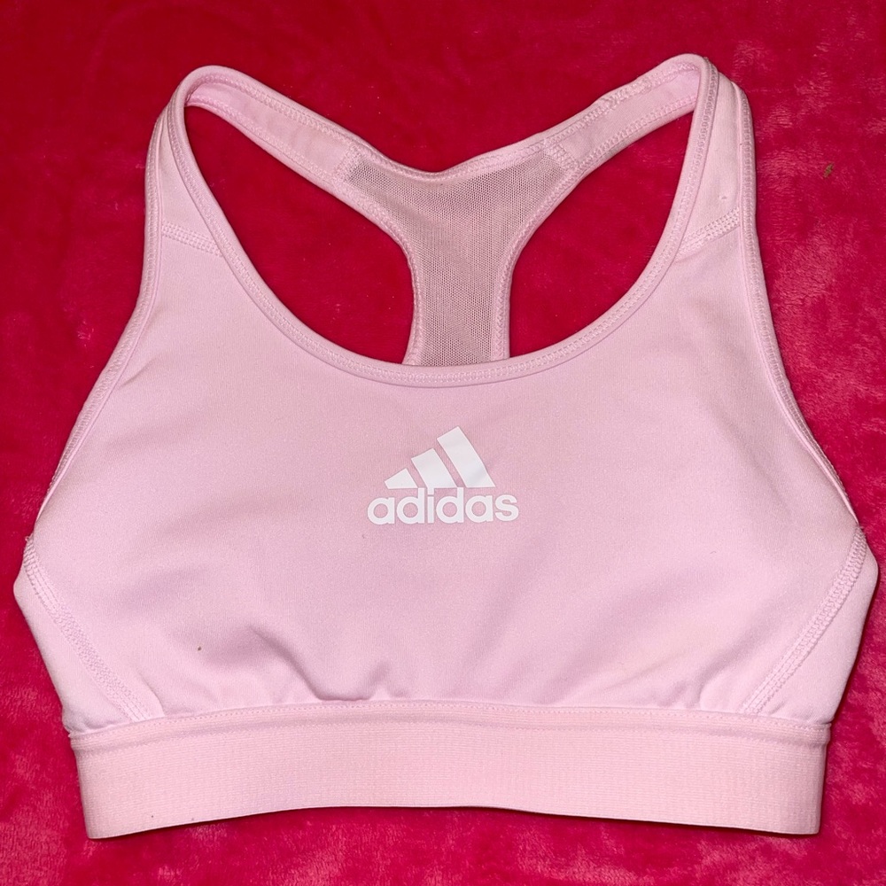 🔥 Adidas sports-bra